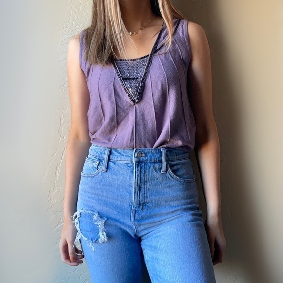 🚨FLASH SALE🚨 Ann Taylor Loft Purple Sequin Sleeveless V Neck Sweater Tank Top - Picture 1 of 7
